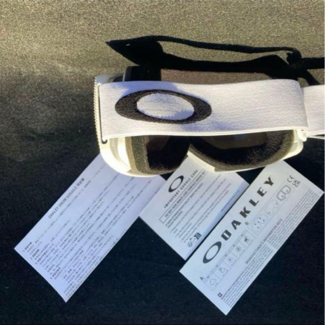 新品未使用　オークリーゴーグル　オークリースノーゴーグル　フライトトラッカーM