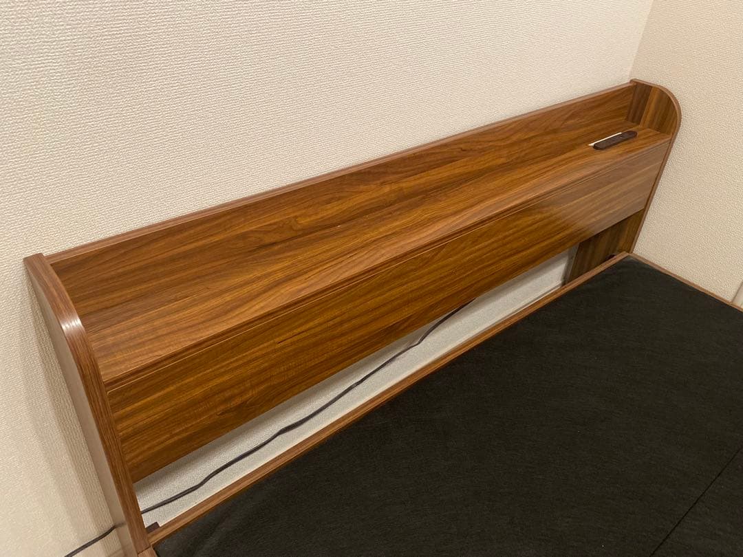 EMMY ダブルベッドフレーム 引出し収納付き