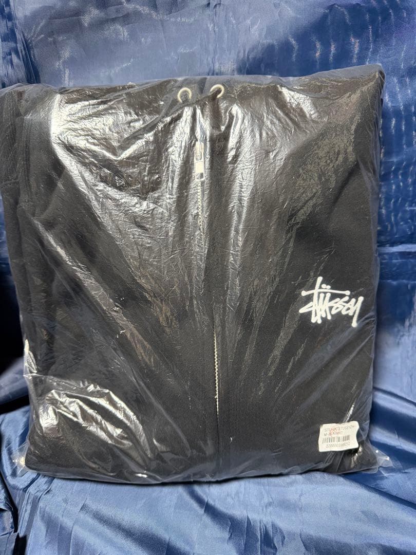 新品未使用　ステューシー パーカー　ジップアップ Basic Stussy