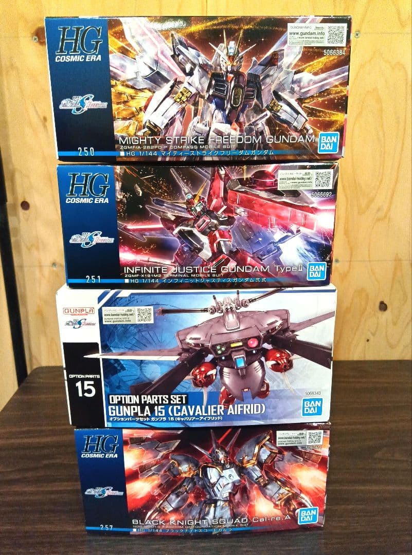 SEED FREEDOM HG マイティーストライク インフィニット カルラ