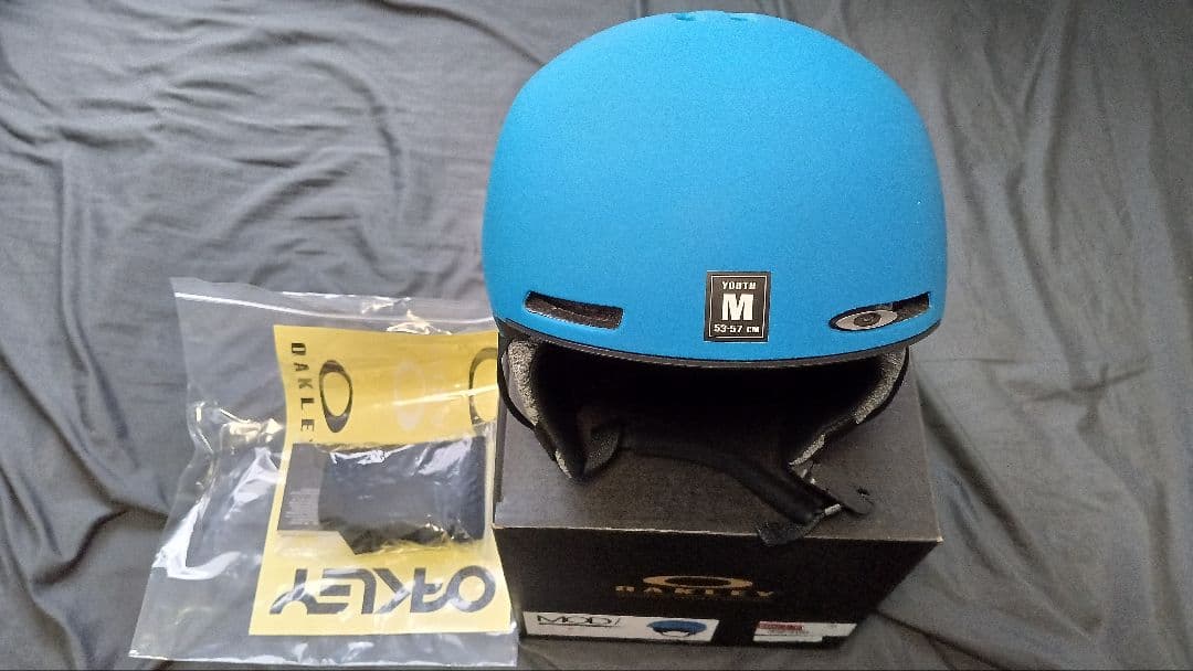 Oakley MOD1 ヘルメット ユースMサイズ