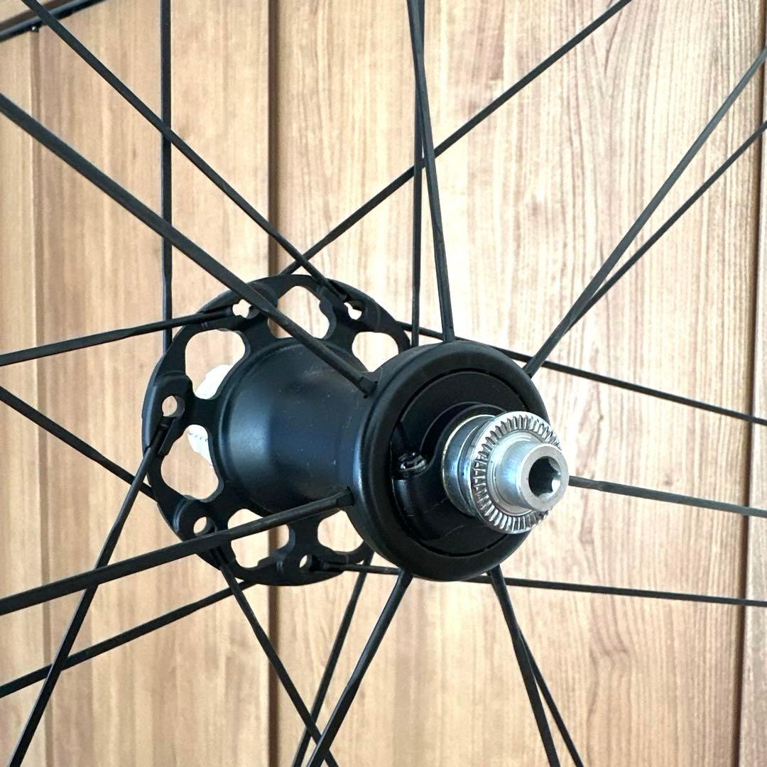 低走行　カンパニョーロ　ゾンダc17 シマノフリー　タイヤ　P ZERO 4S