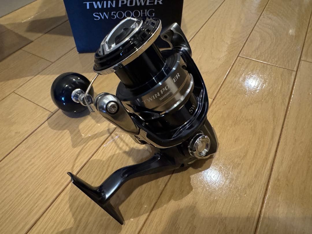 シマノ ツインパワーSW 5000HG 未使用 TWIN POWER SW