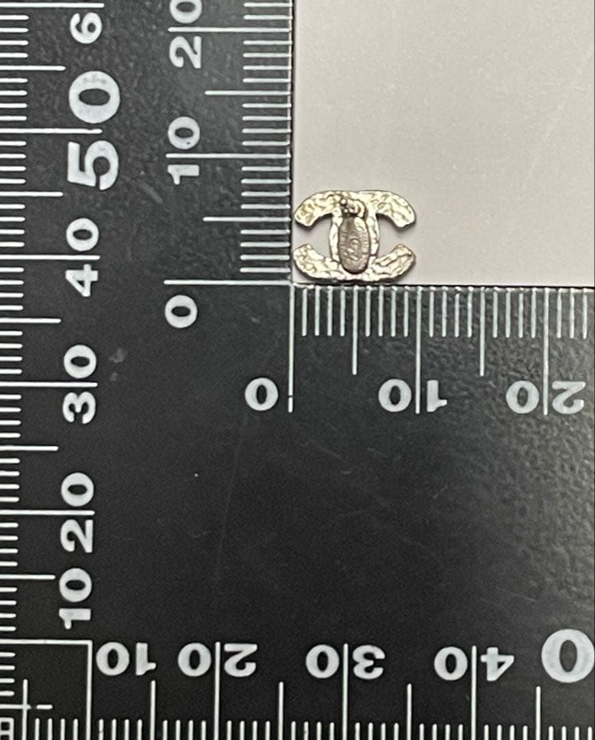 CHANELシャネル 片耳　ピアス　❤︎