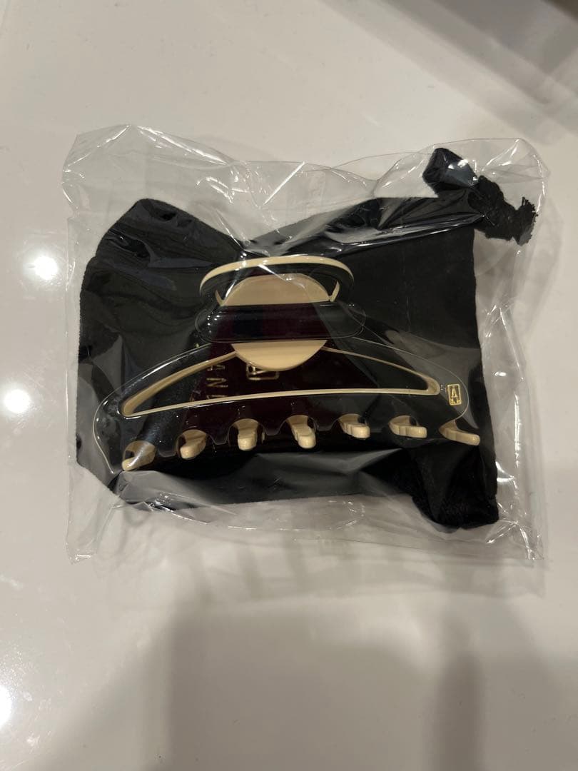 ALEXANDRE DE PARIS ヘアクリップ　ブラック