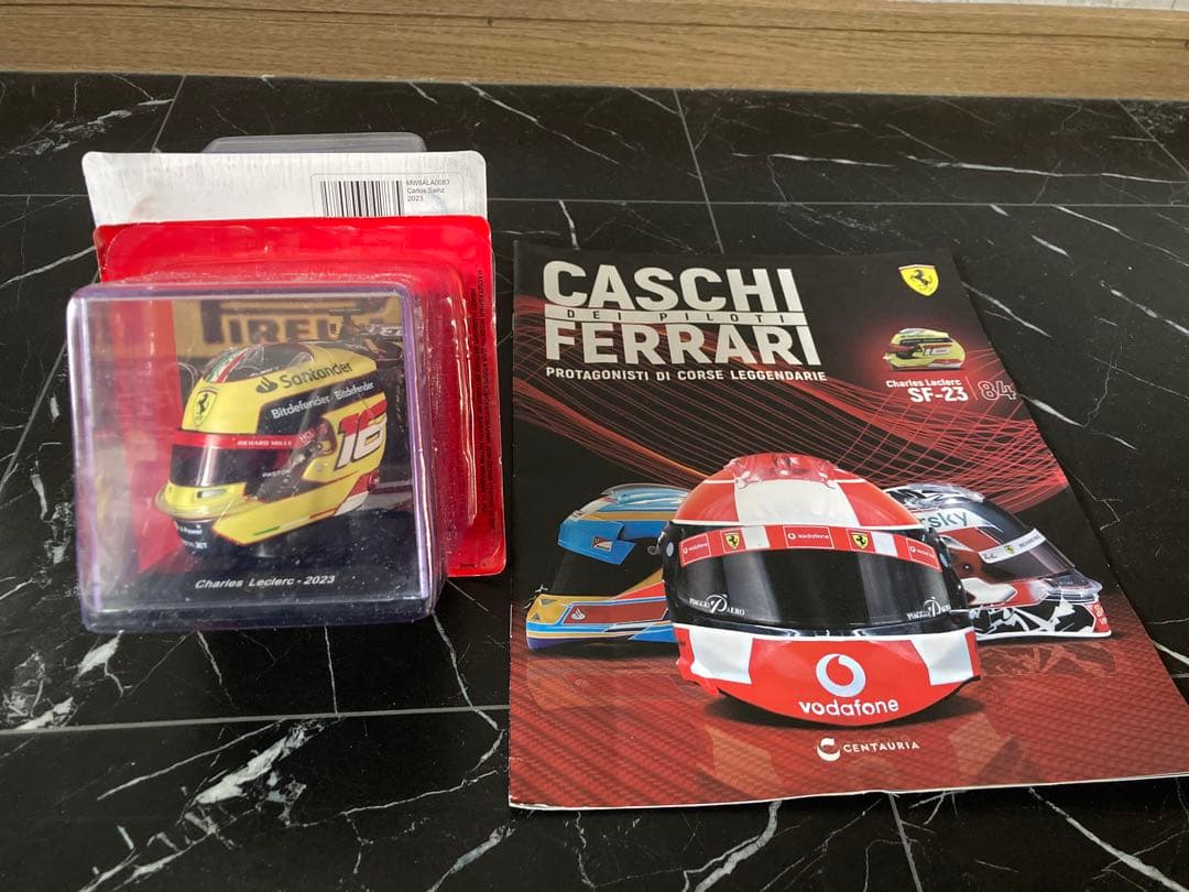 日本未発売　ビッグスケールF1コレクション　ルクレール　ヘルメット　1/5