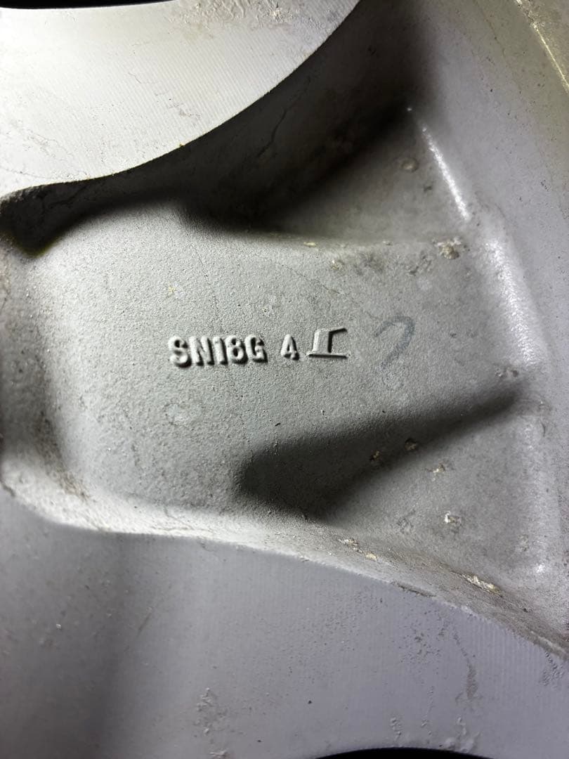 ランクル100 トヨタ純正　タイヤホイールセット 17インチ　ダンロップ