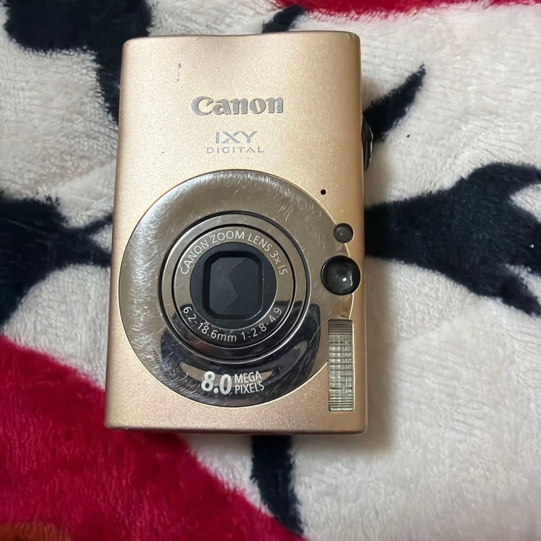 Canon IXY Digital 8.0メガピクセル