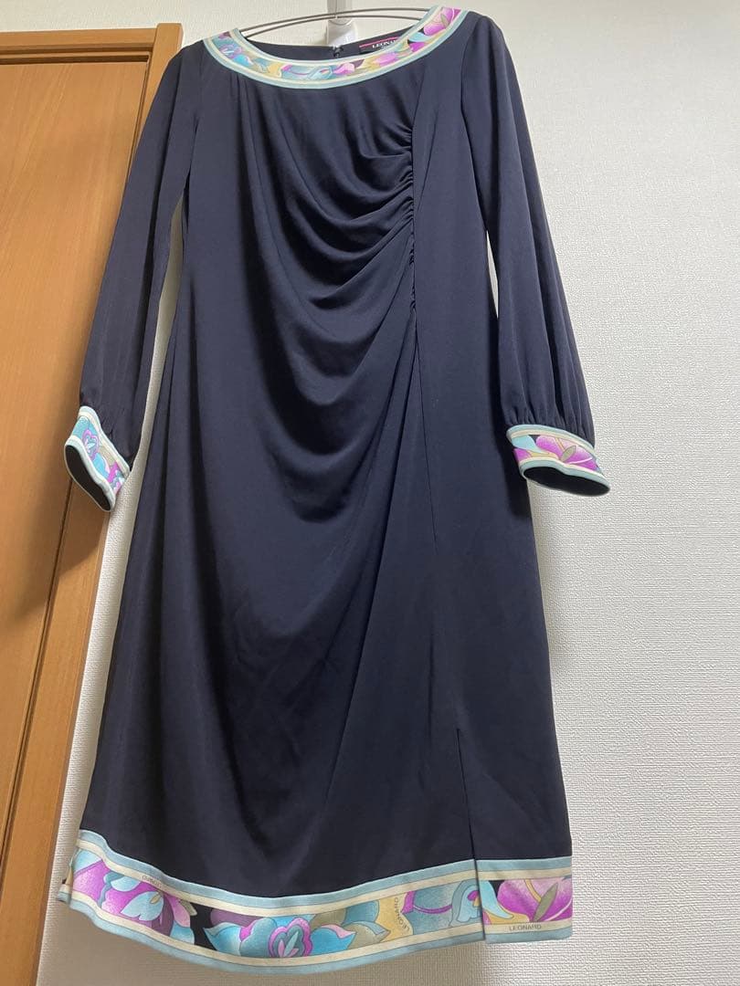 LEONARDレオナール　ワンピース　濃紺　カンカン