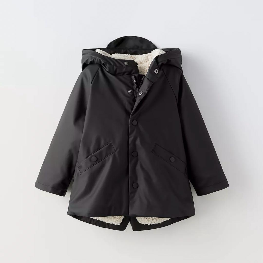 ZARAキッズ　スキーウエア