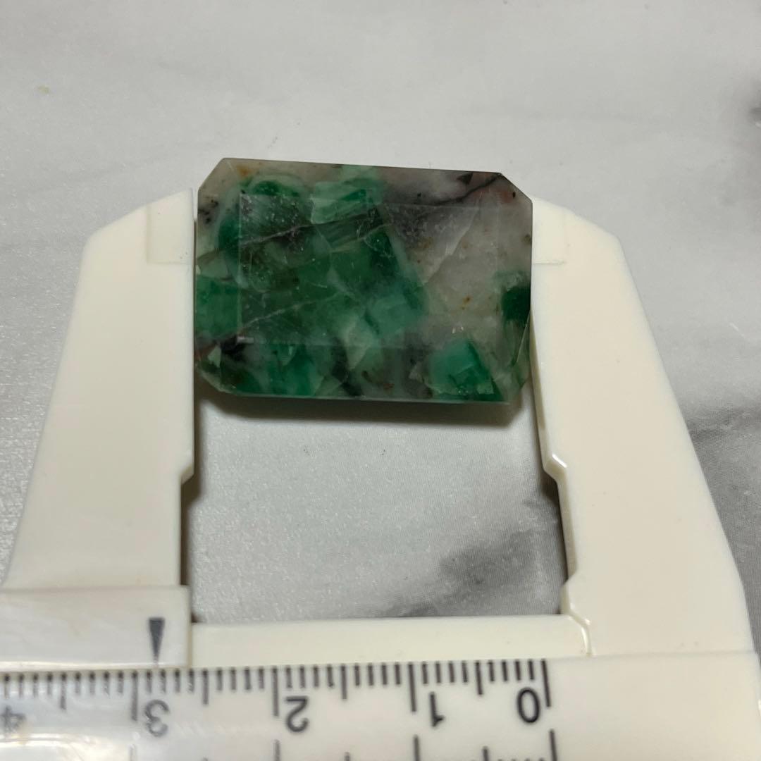 ブラジル産 エメラルドインクォーツ ルース