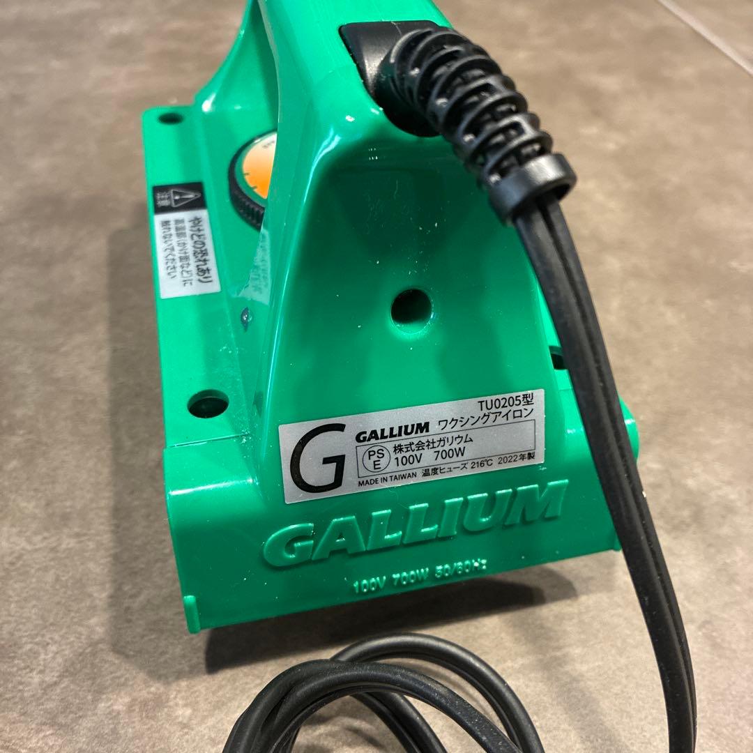 GALLIUM ガリウム スノボ アイロン・ロトブラシ（ハンドル付き）等セット