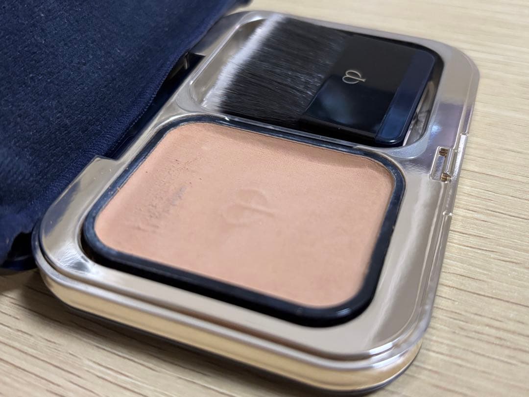 クレ・ド・ポー ボーテ タンプードルエクラⅡ オークル20