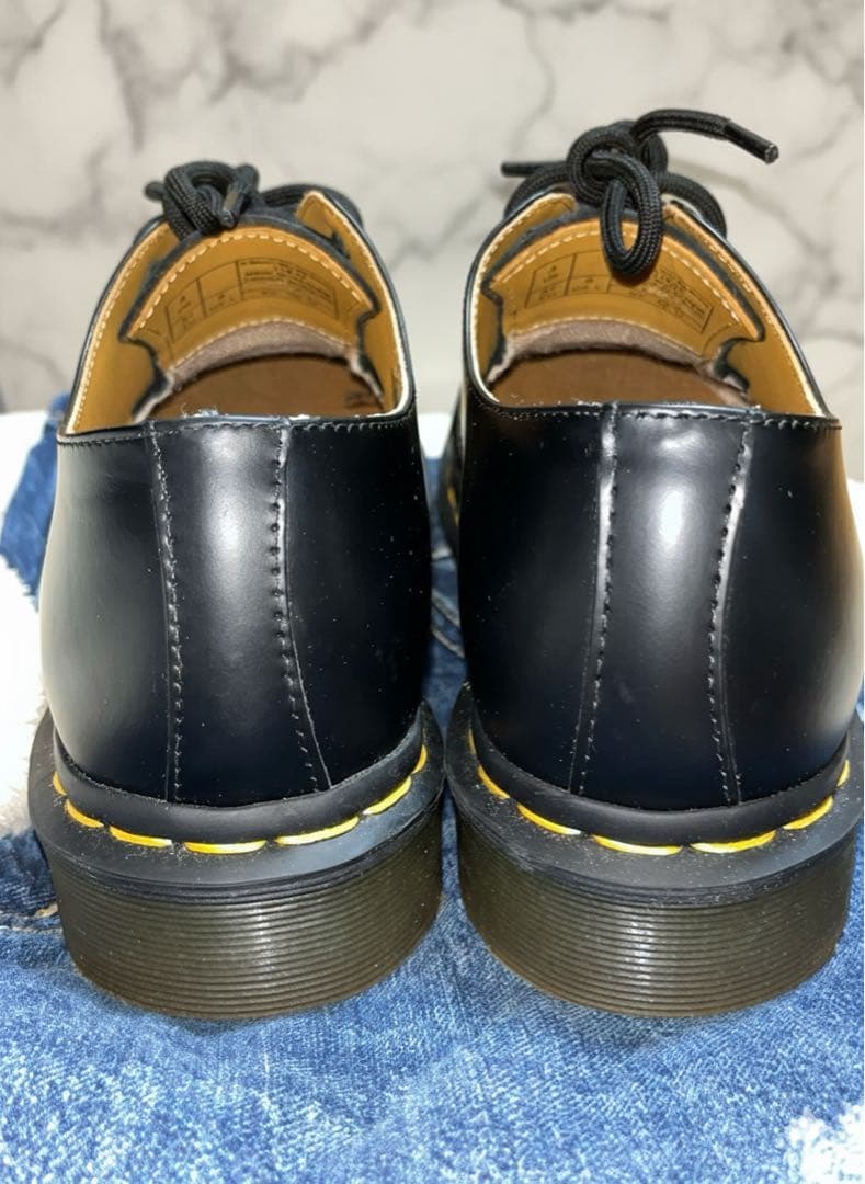 【極美品✨】ドクターマーチン 1461 3ホール 11837 UK4 黒