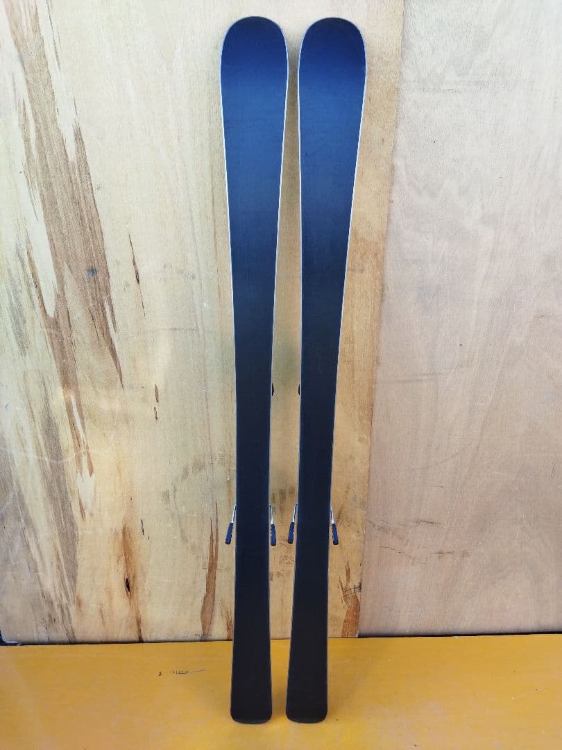 エラン 　ELAN スキー　板 MORPHEO PRO 140 赤・黒・白