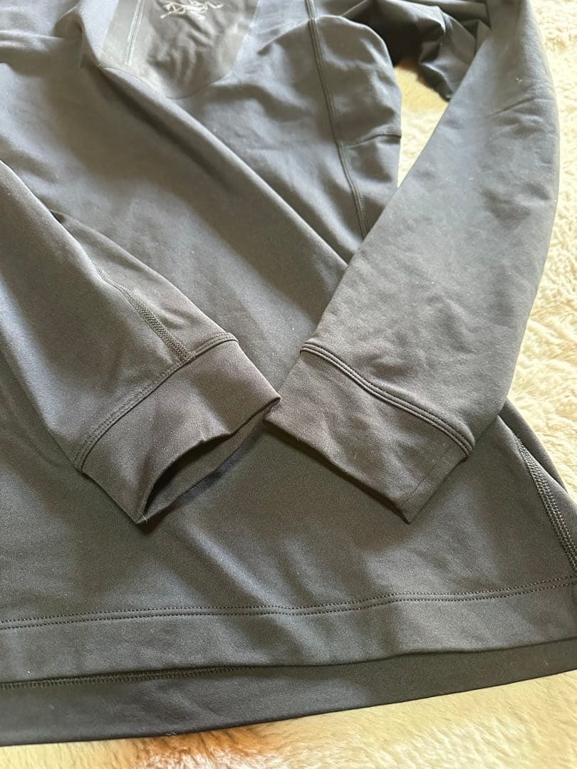 アークテリクス　arc'teryx Rho LT Hoody Mサイズ