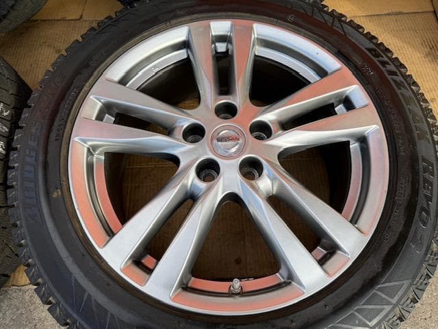 専用。E52 エルグランド 純正 スタッドレスセット 225/55R18