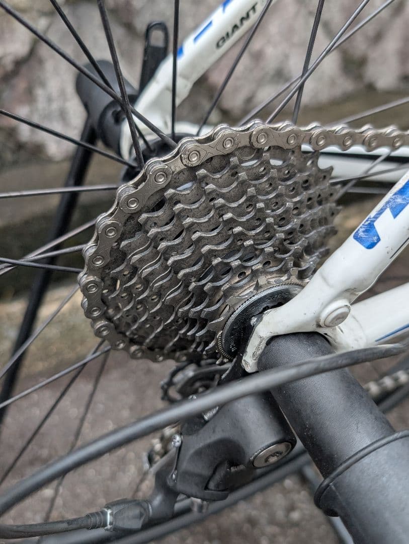 【ちょっとだけ訳あり】GIANT ジャイアント DEFY 2×10s