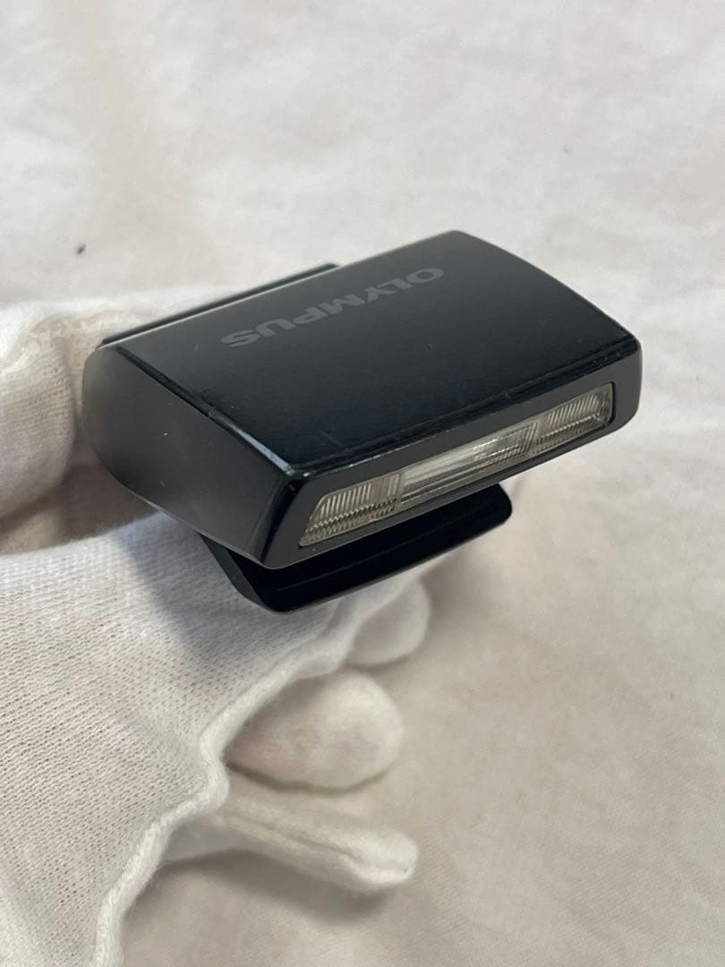 お値下げ　OLYMPUS OM-D E-M5 ブラック　フラッシュ　レンズ付