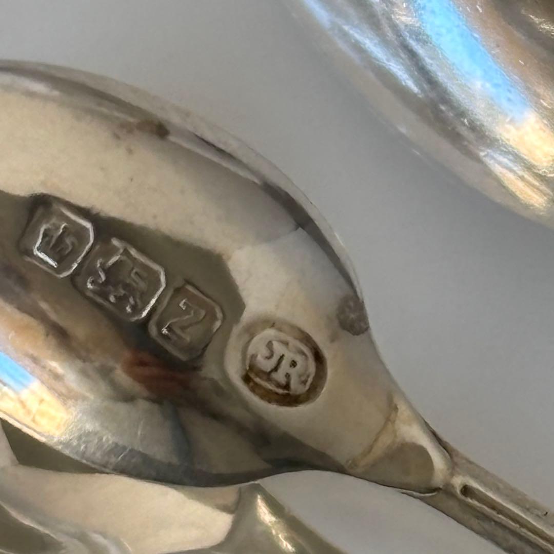 英国製　純銀　ティースプーンとシュガートング　シャムロック　クローバー