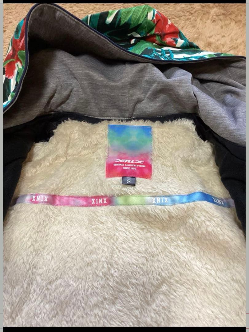 新品 xnix オレンジ　フェニックス コーチジャケット レディースＳ