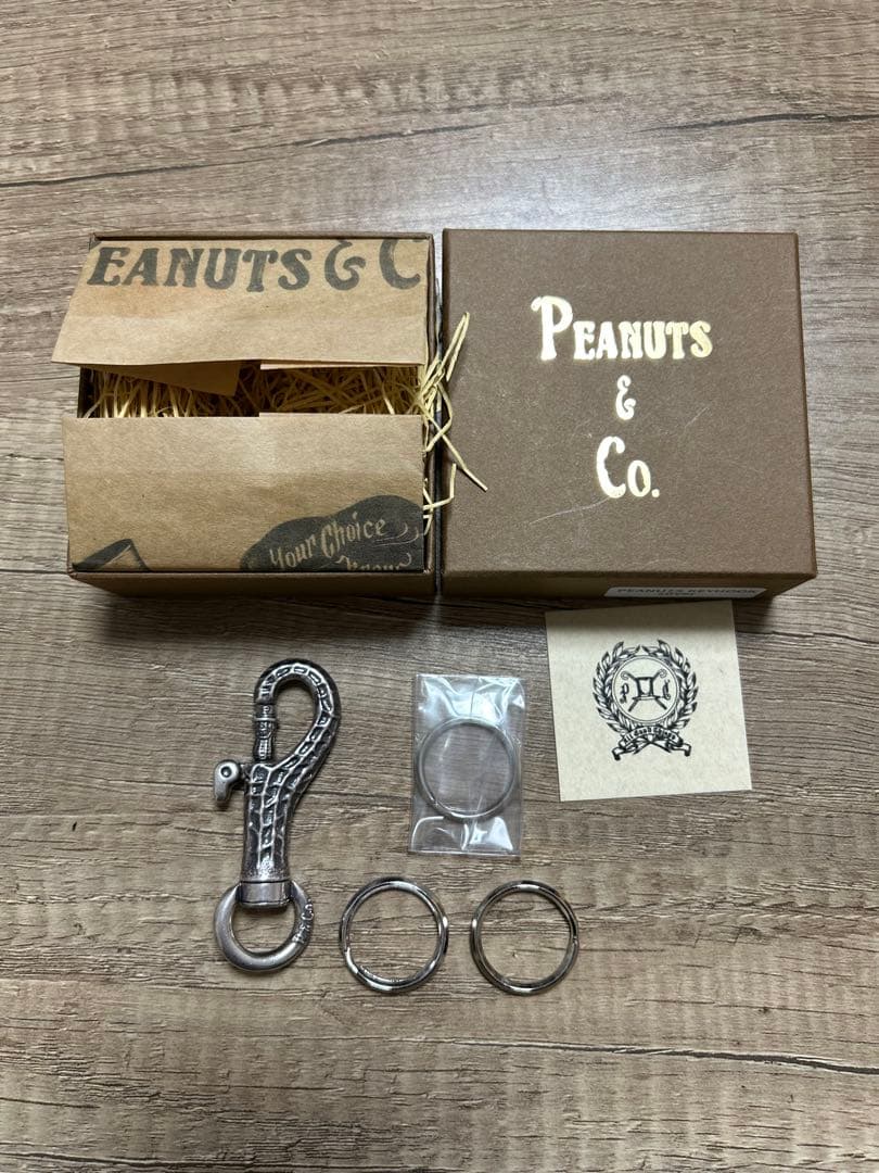 ピーナッツカンパニー　キーホルダー