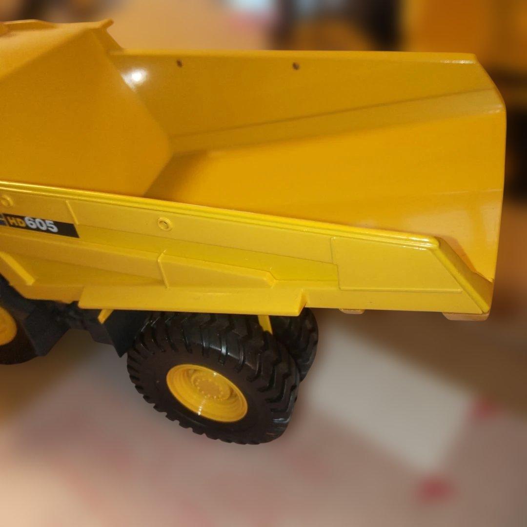 コマツ建機　HD605 HM250　イエロー ダンプ2セット　1/50