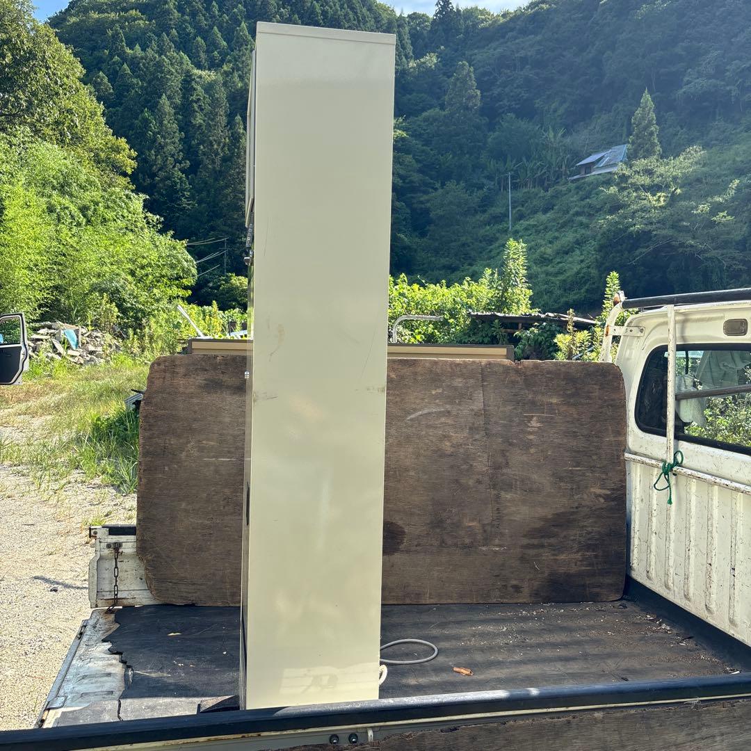 昭和レトロ　たばこ自動販売機　タバコ自販機