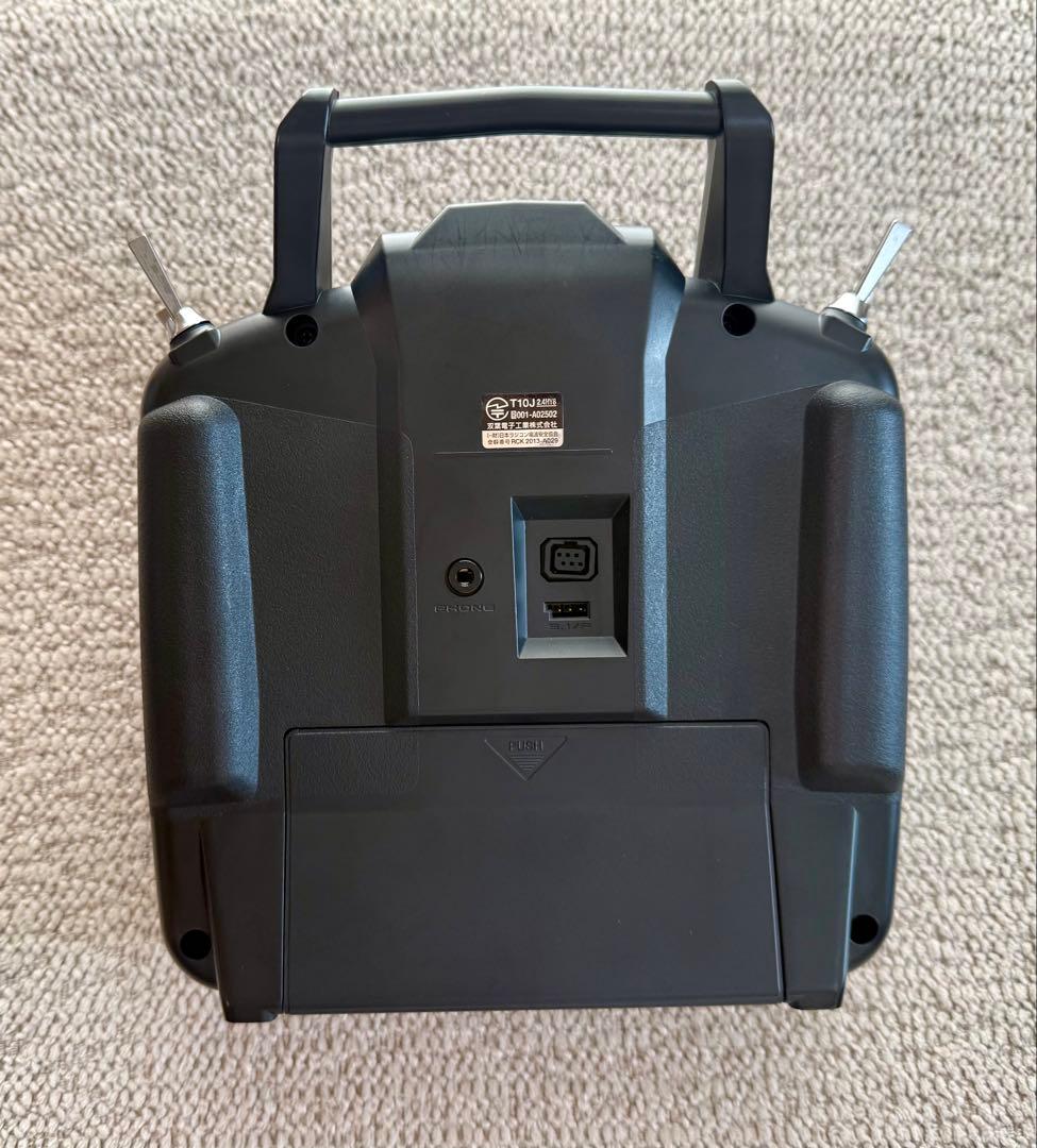 Futaba T10J プロポーショナルRCシステム