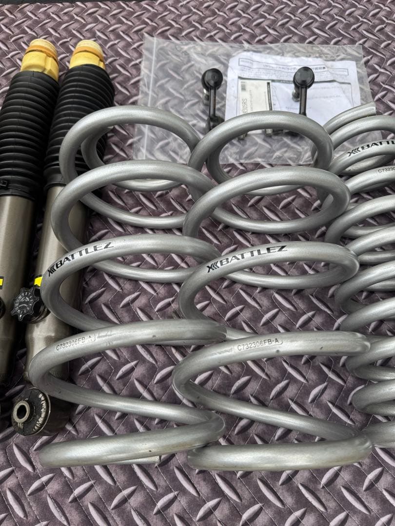 ゆ*き様 デリカD5 JAOS BATTLEZ サスペンション リフトアップ キ