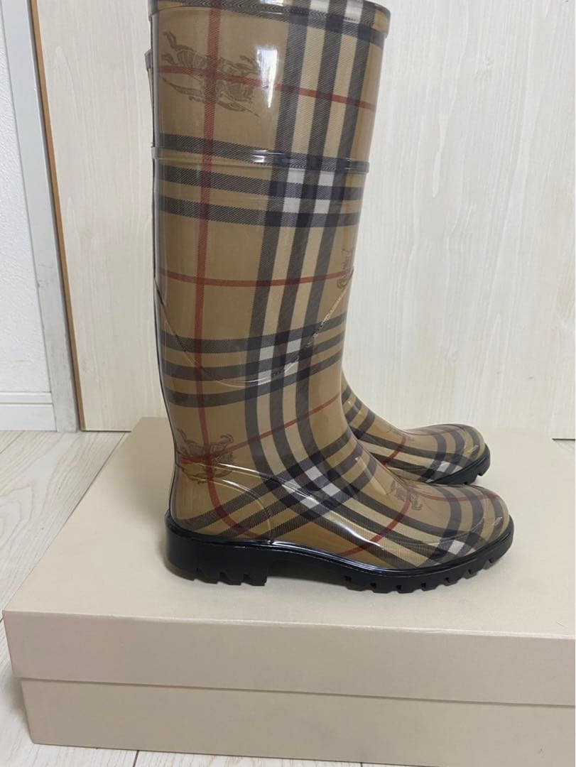 本日限定お値下げ¥10,000→8,500チェック柄ラバーレインブーツ