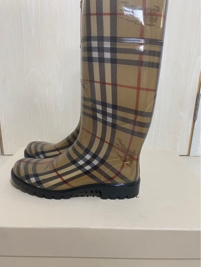 本日限定お値下げ¥10,000→8,500チェック柄ラバーレインブーツ