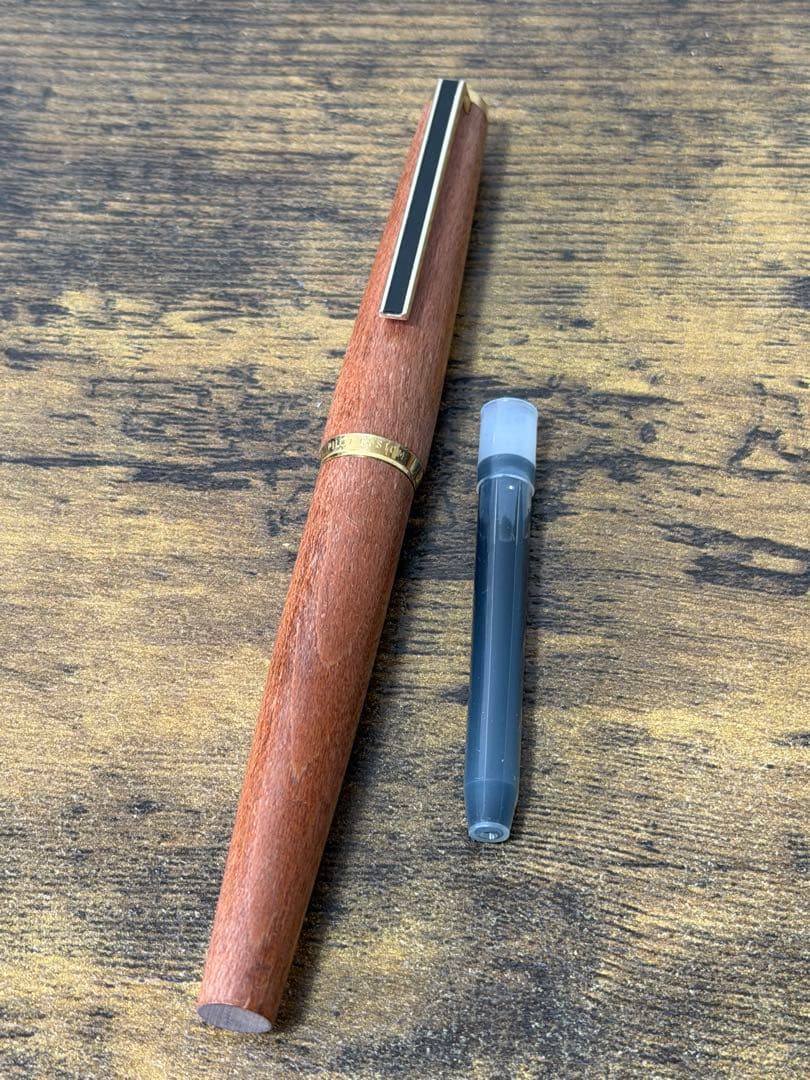 試筆のみ　1972年製　初代カスタム　高級天然　カエデ 大型18金 万年筆　中字
