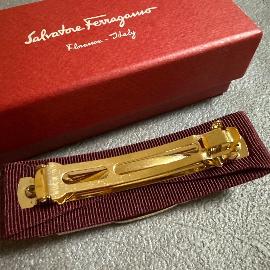 フェラガモバレッタ リボン バイカラー ヘアアクセサリー 箱付き