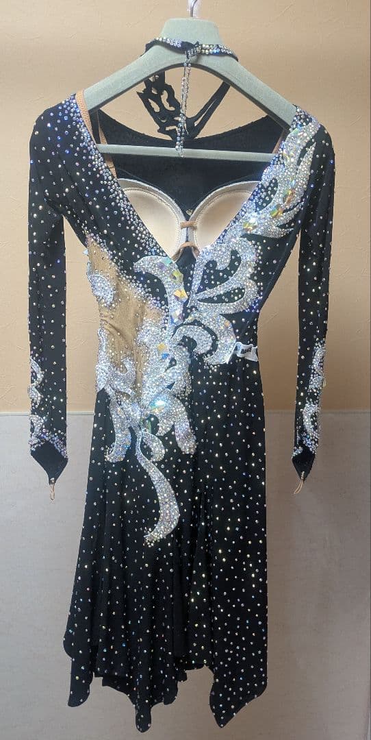 タカダンス　社交ダンス 黒のスパンコールダンスドレス　Мサイズ