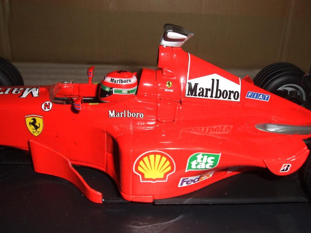 フェラーリ　F３９９　アーバイン　マルボロ仕様　箱なし　マテル　１／１８