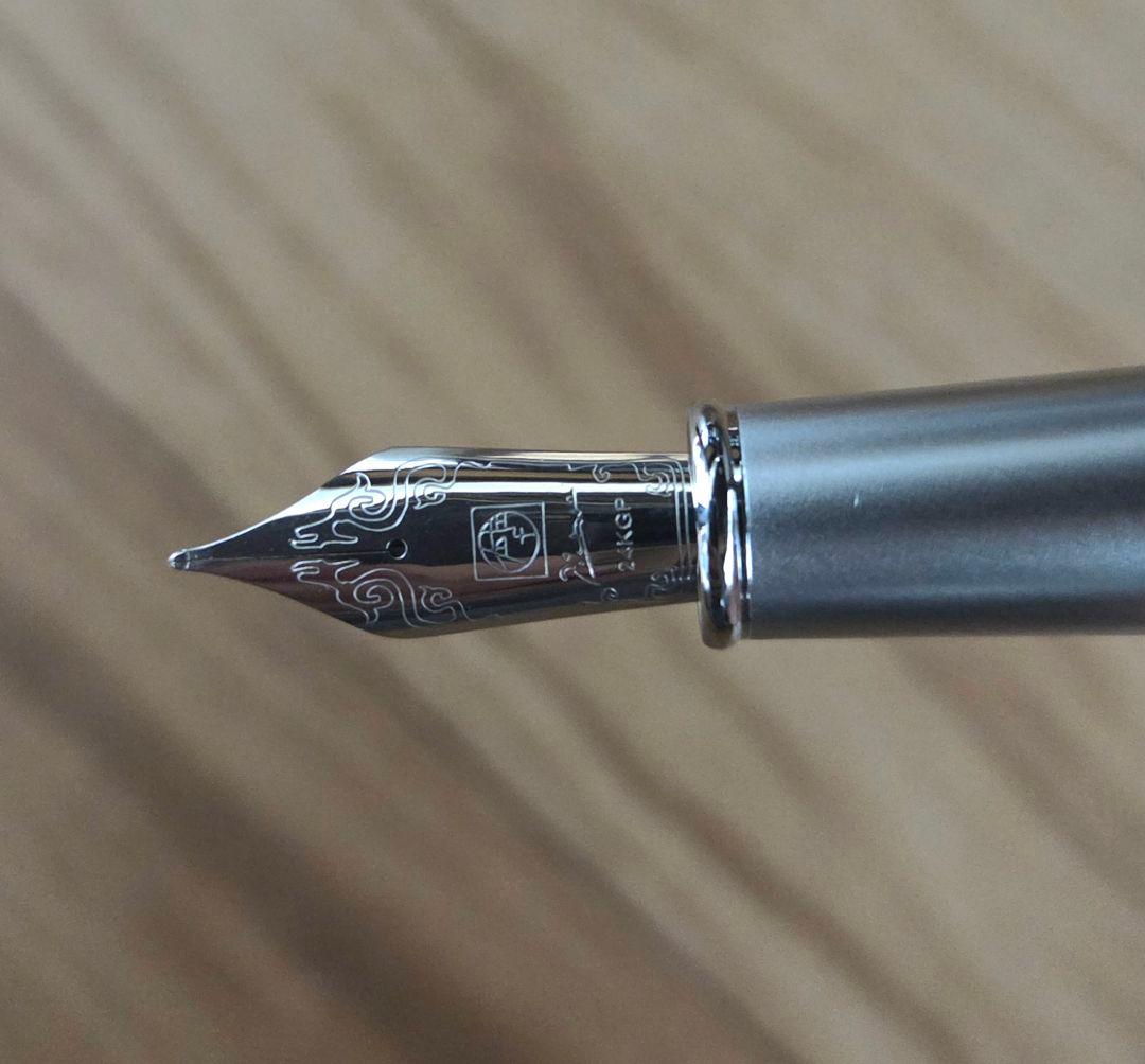 希少 手巻き時計付き万年筆