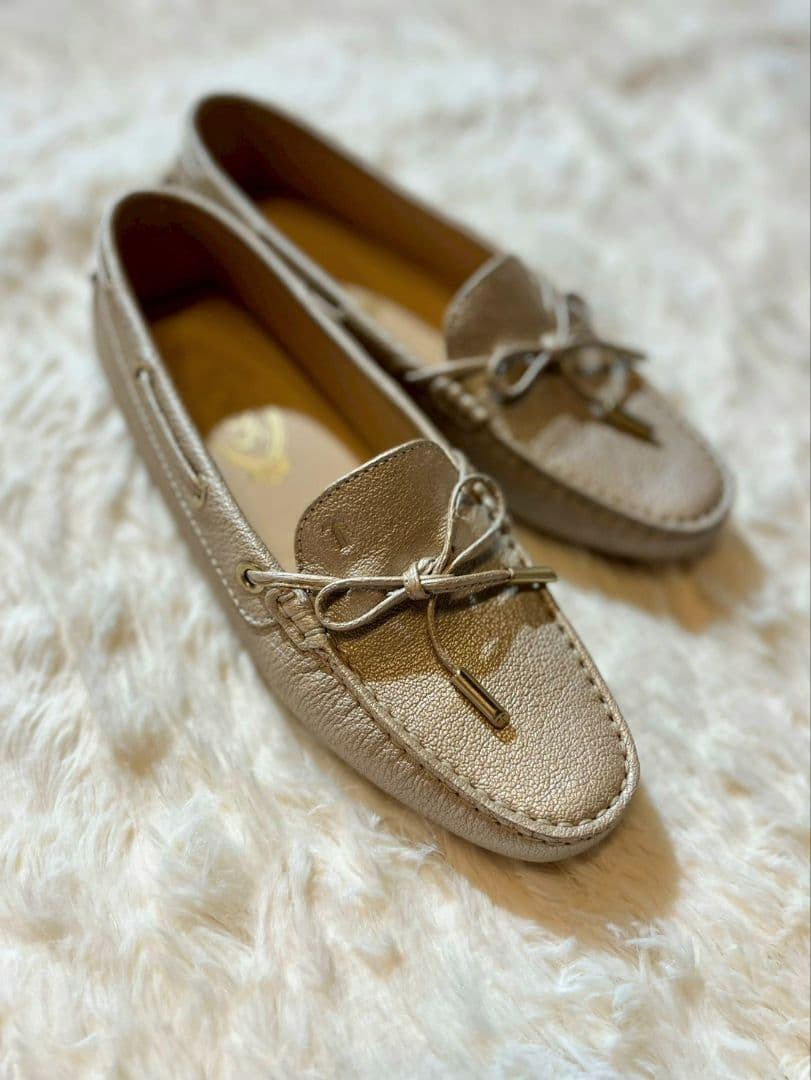 【美品】TOD'Sドライビングシューズ36 1/2(23.5)cmピンクゴールド