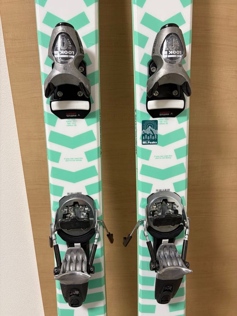 black crows atris ブラッククロウズ　アトリス