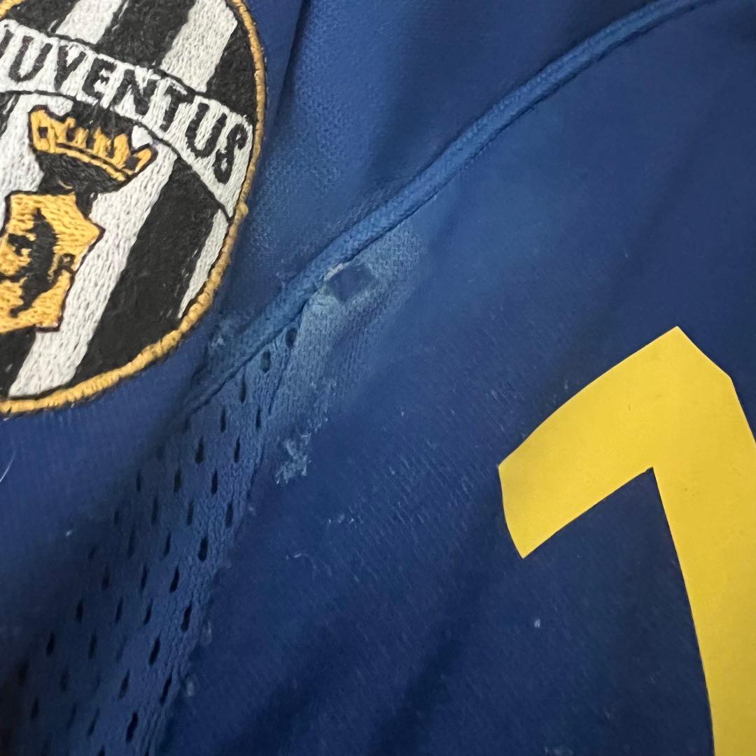 【極希少品】98/99ユヴェントス No.21ジネディーヌ・ジダンCLパッチ付き