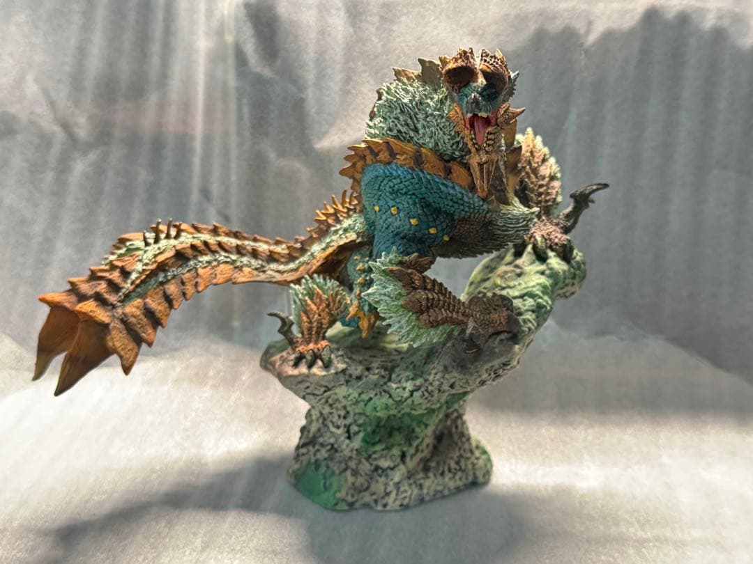 ジンオウガ　クリエイターズモデル　復刻版