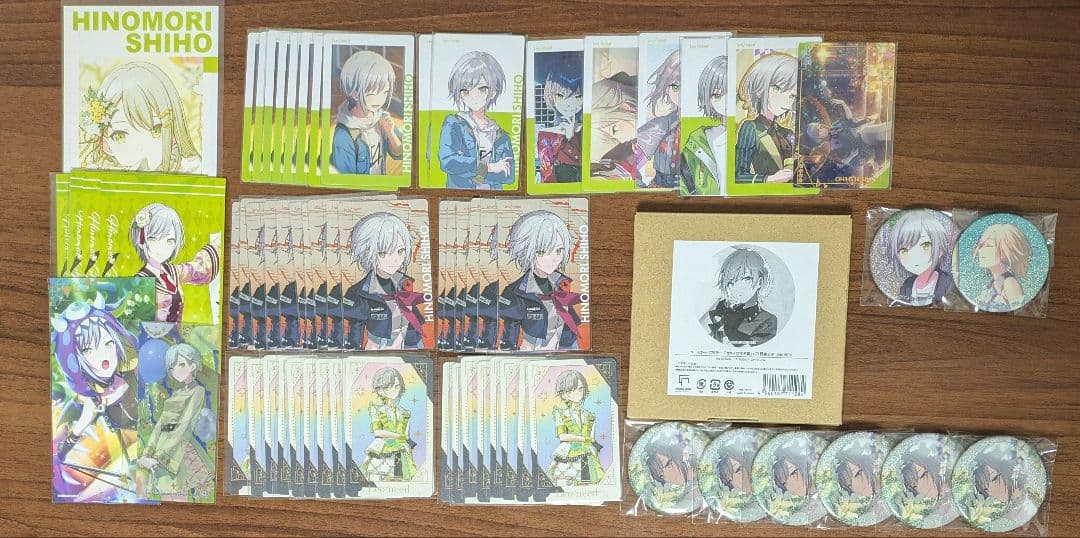 プロセカ　日野森志歩　エピカ　コースター　缶バッジ