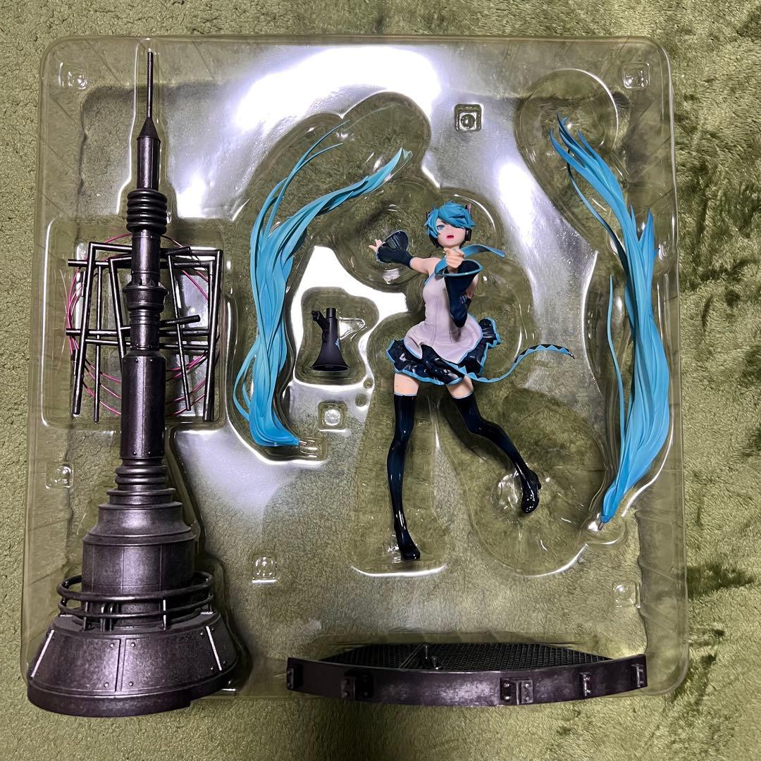 フィギュア　初音ミク 恋は戦争ver．