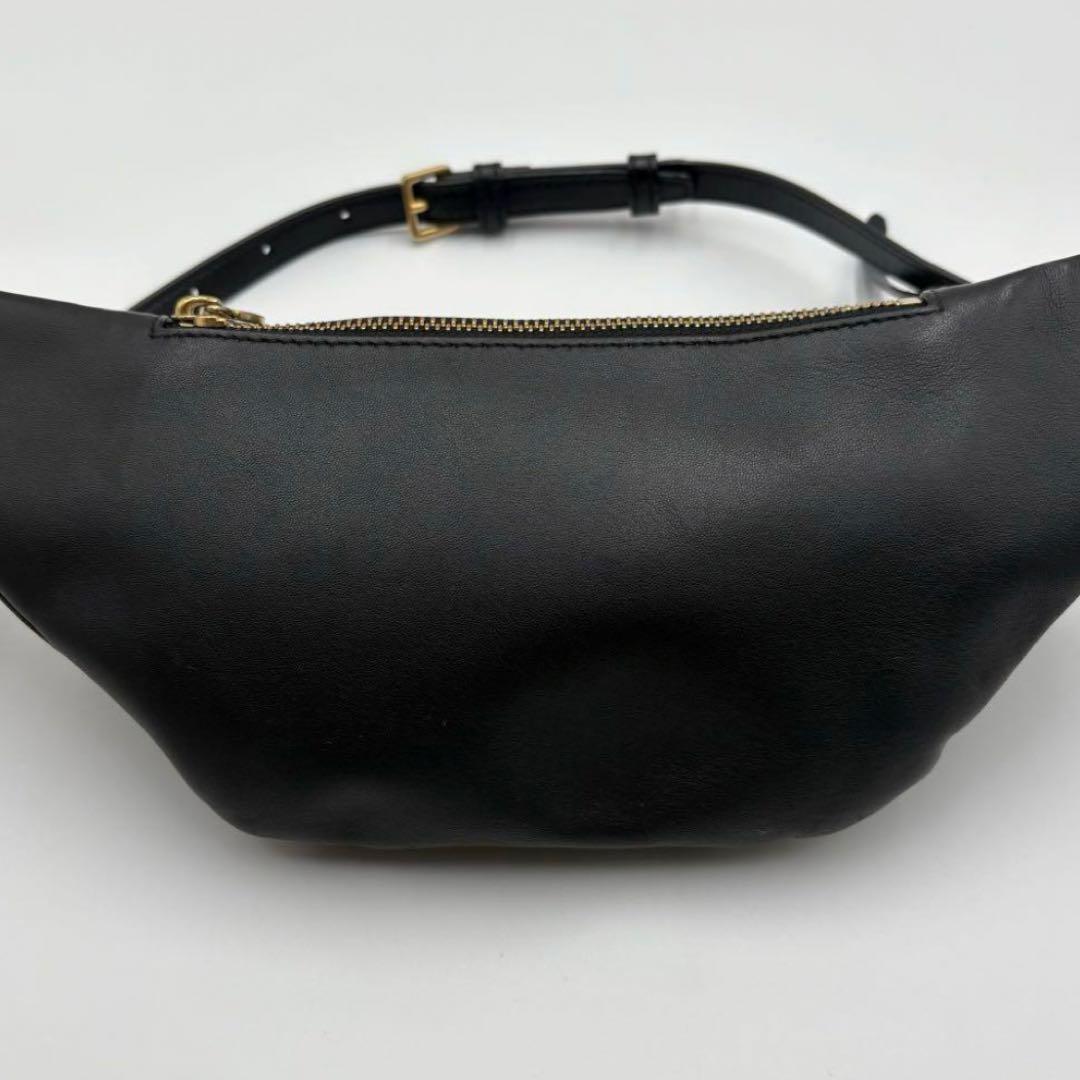 【良品✨】tory burch トリーバーチ　ボディバッグ　ウエストポーチ　黒