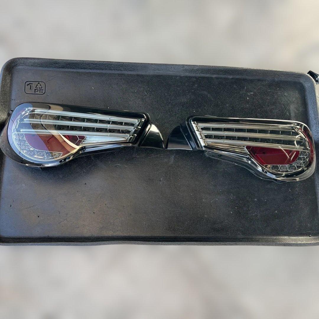 DEPO製 FT-86 ZN6 BRZ ZC6 チューブLEDテールランプ