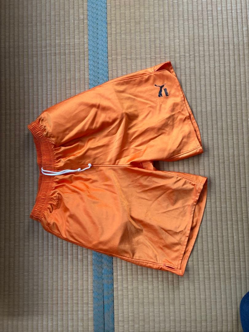 サッカーウェア 上着Lサイズ オレンジ、ウエスト80cm