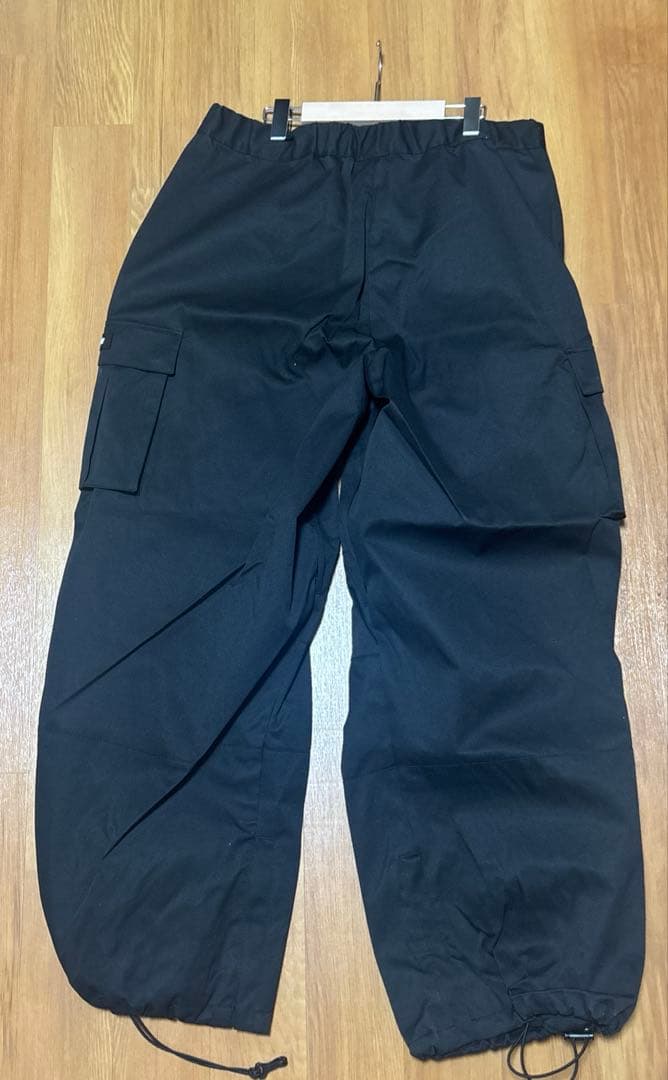 黒 カーゴパンツ スノボウェア HIMANI
