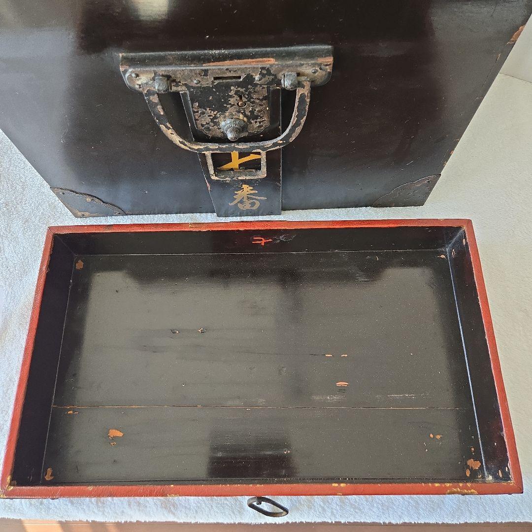 qhemzki3ar8juw964uyjさん専用です　鎧櫃　家紋　背負箪笥　武具