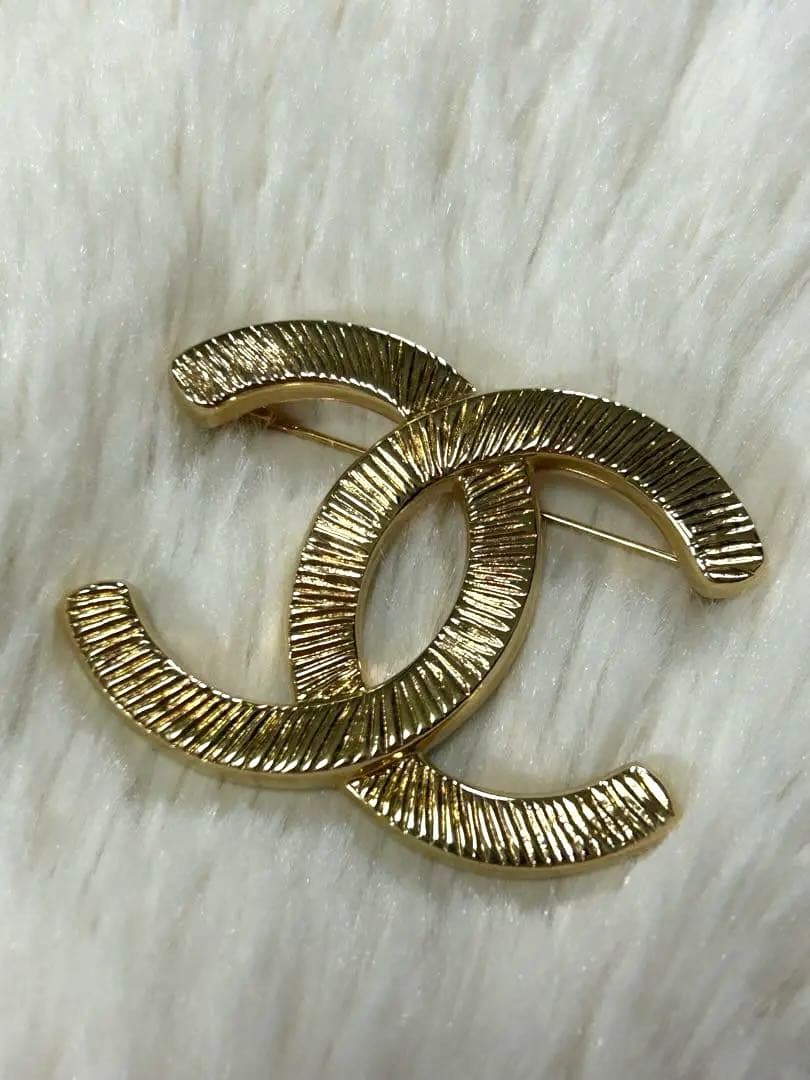 CHANEL ブローチ 美品