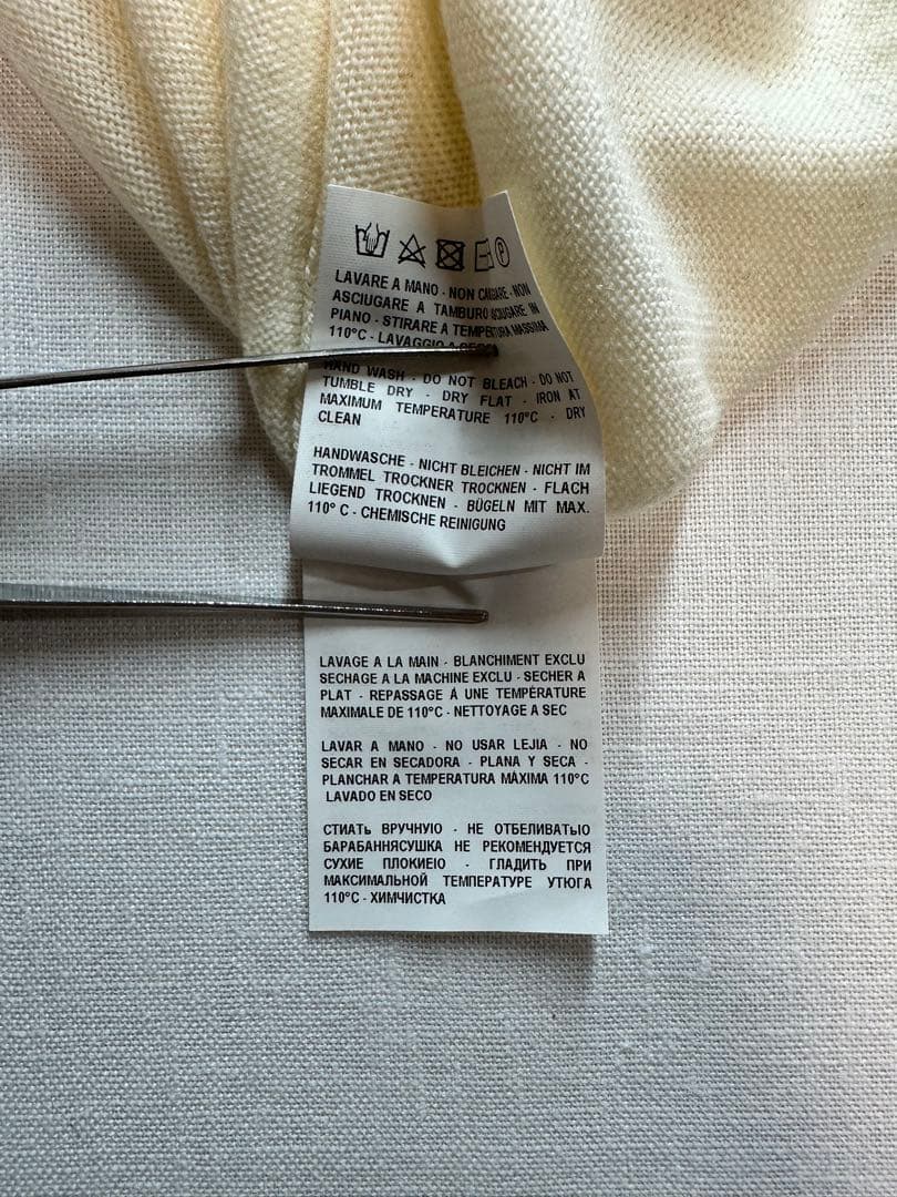 【美品クリーニング済】GRAN SASSOアイボリーホワイトタートルネック48